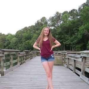 Meet your Posher, Allison